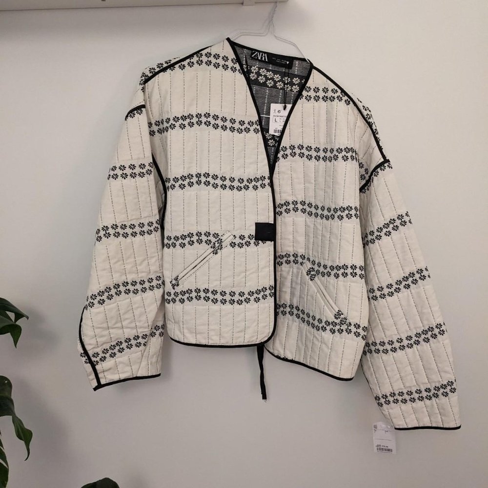 Zara Womens Black and White Jacket